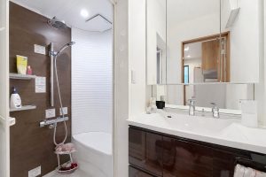 モダンなバスルームのデザイン